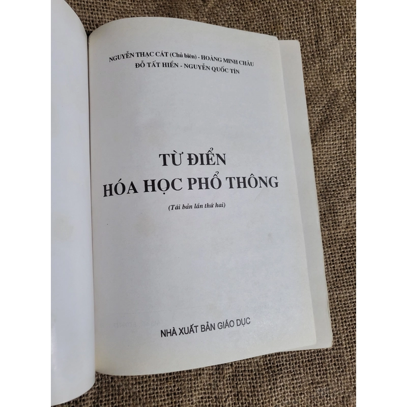 Từ điển hóa học phổ thông 365855