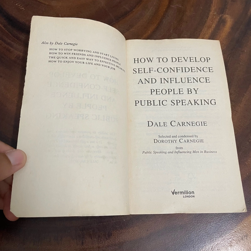 II How to Develop Self-Confidence and Influence People by Public Speaking - Dale Carnegie 456231