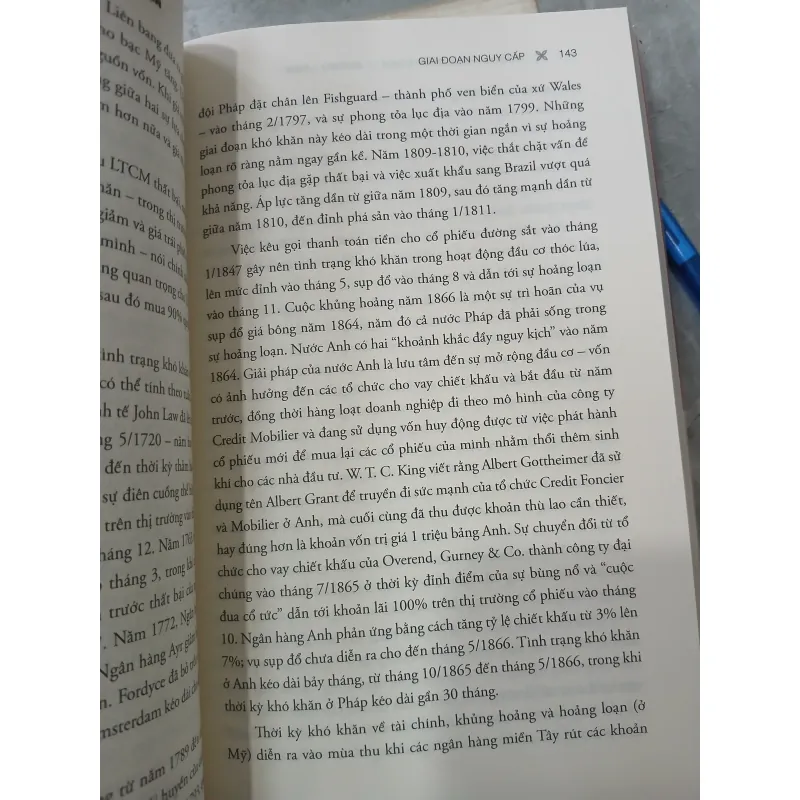 HOẢNG LOẠN, HỖN LOẠN VÀ CUỒNG LOẠN - THU LOAN, QUỐC ANH 746533