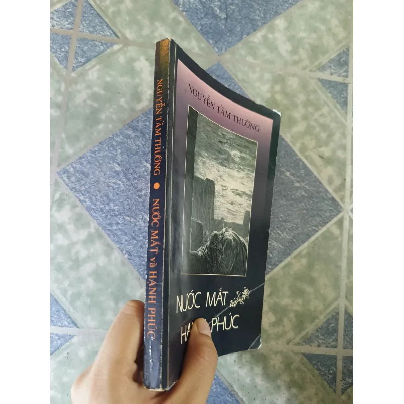 Nước mắt và hạnh phúc - Nguyễn Tầm Thường 793164