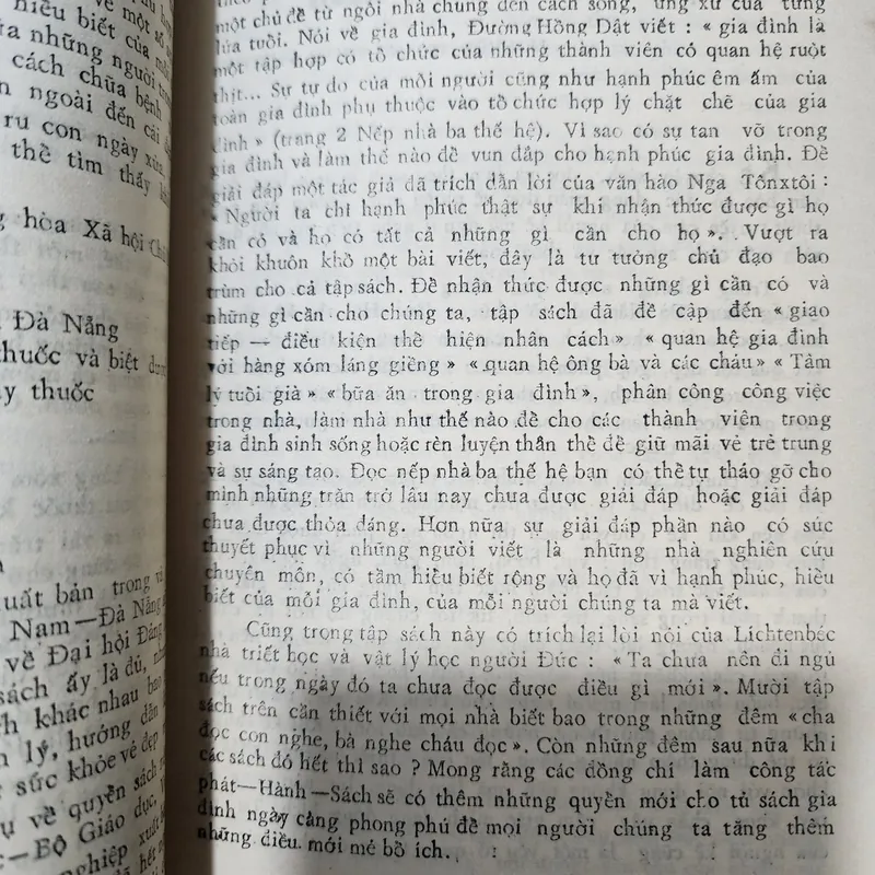 Từ những trang sách  548057