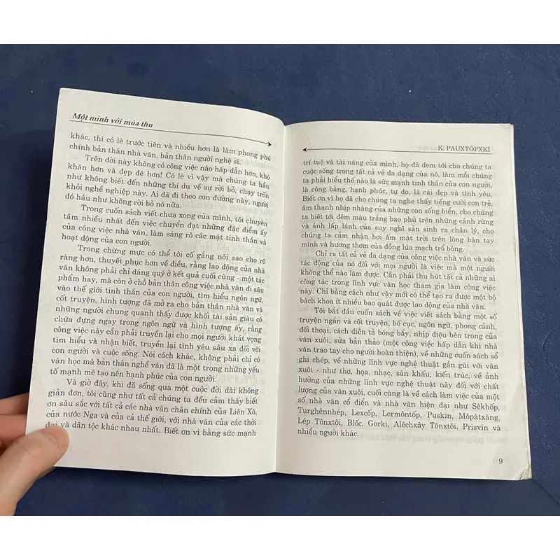 MỘT MÌNH VỚI MÙA THU – PAUXTOPXKI  605976