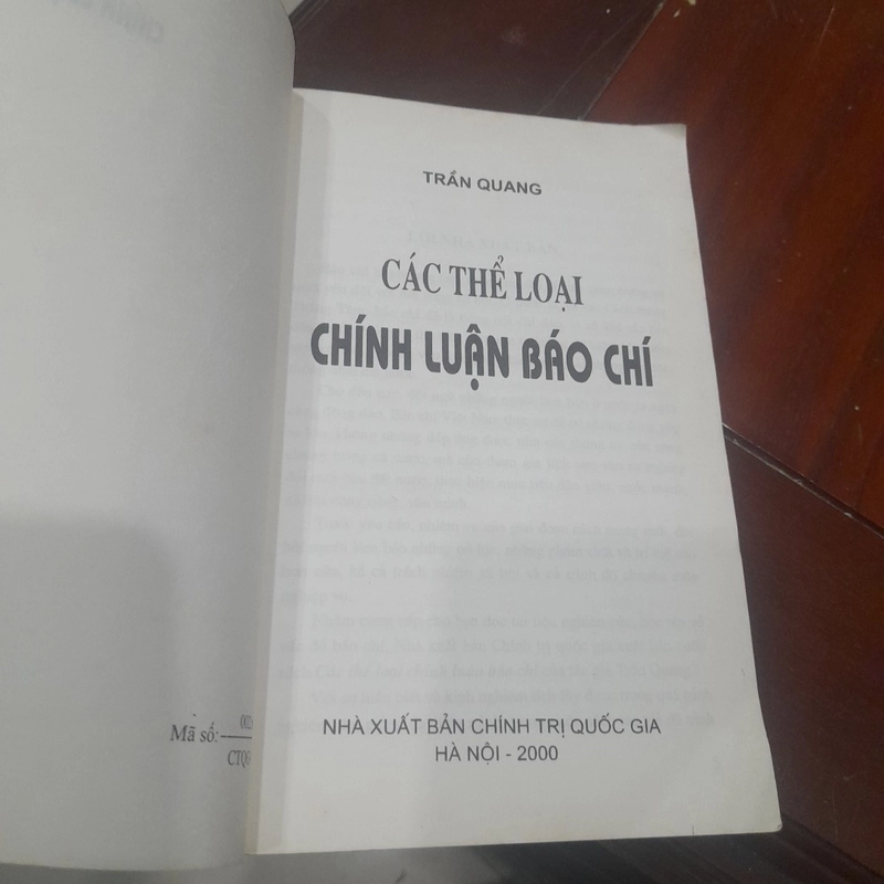 Trần Quang - CÁC THỂ LOẠI CHÍNH LUẬN BÁO CHÍ 357097