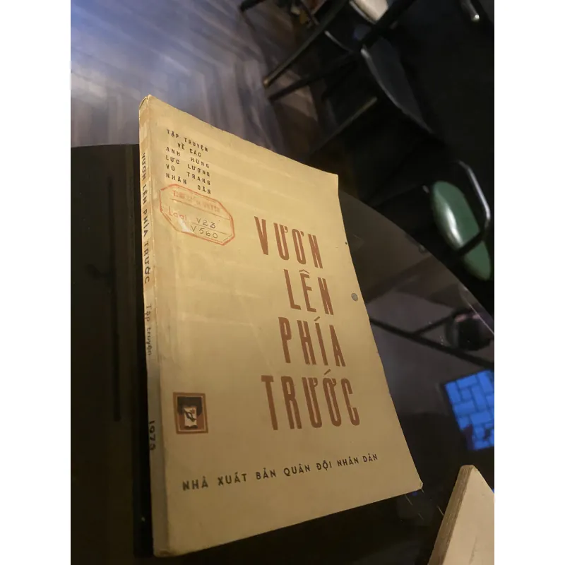 Vươn lên phía trước  973927