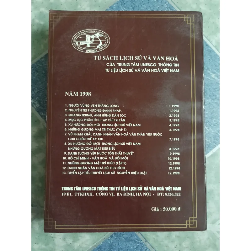 Tuyển tập tiểu thuyết lịch sử Nguyễn Triệu Luật 689430