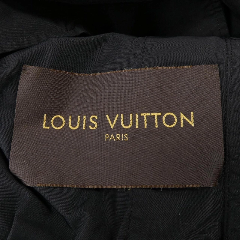Áo khoác LOUIS VUITTON MSBS11BEV - Hàng hiệu Chính hãng 887917