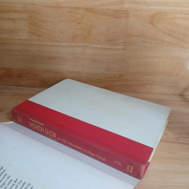 Fashion Show Or, The Adventures Of Bingo Marsh - James Brady 708534