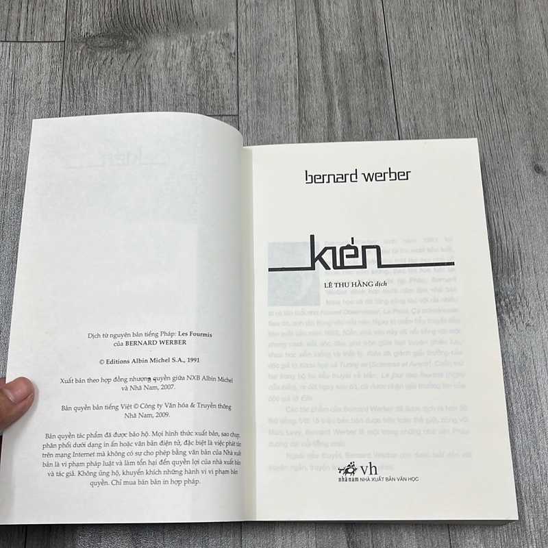 Bernard werber bộ 3 tập. 4a1 542877