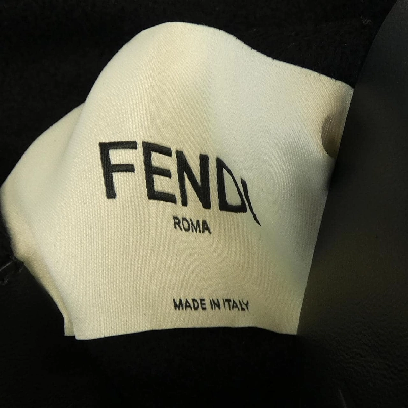 FENDI FF Motif FJ6993 A5HD Jacket 627577