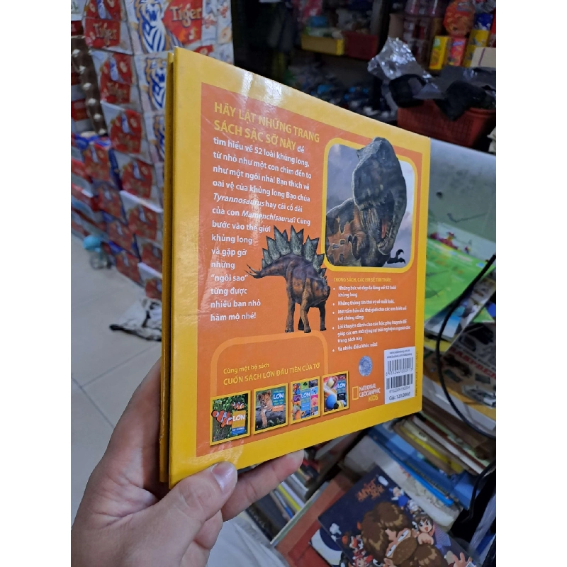 Cuốn Sách Lớn Đầu Tiên Của Tớ - Khủng Long - Catherine D Hughes - mới 90% - SÁCH ĐỒNG GIÁ 29K - HCM3012 749793