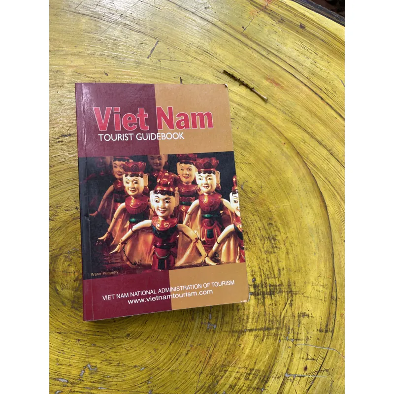 VIET NAM TOURIST GUIDEBOOK 591979