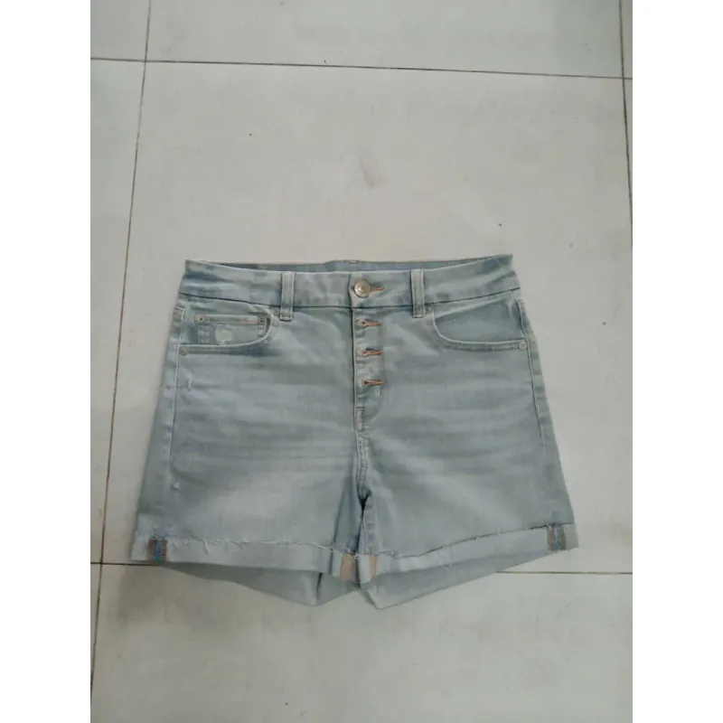 Short jean eo từ 70 đến 75 đồng giá 35k 563544