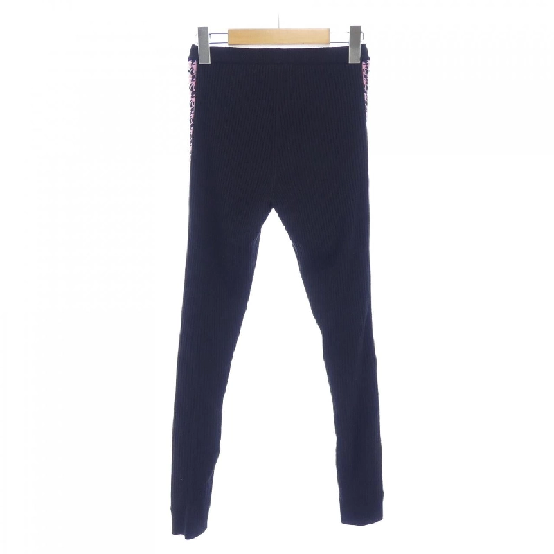 Quần áo CHANEL P65170V61046 - Hàng hiệu Chính hãng 820895