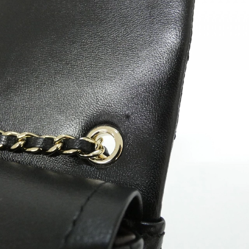 Túi charm AP4760 của Chanel 623178