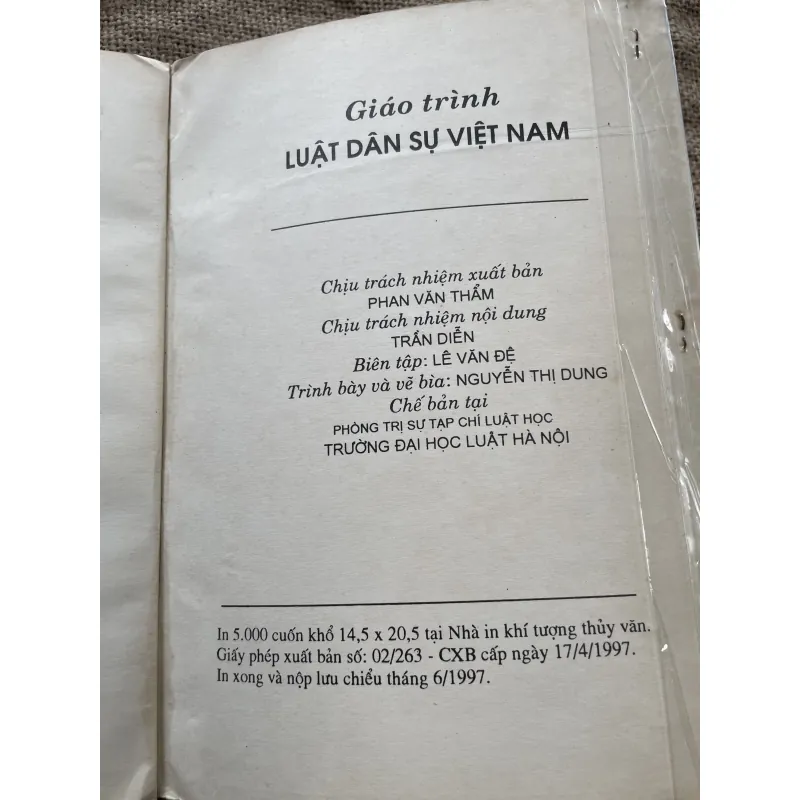 Gió định luật dân sự Việt Nam tập hai -390 trang  937541