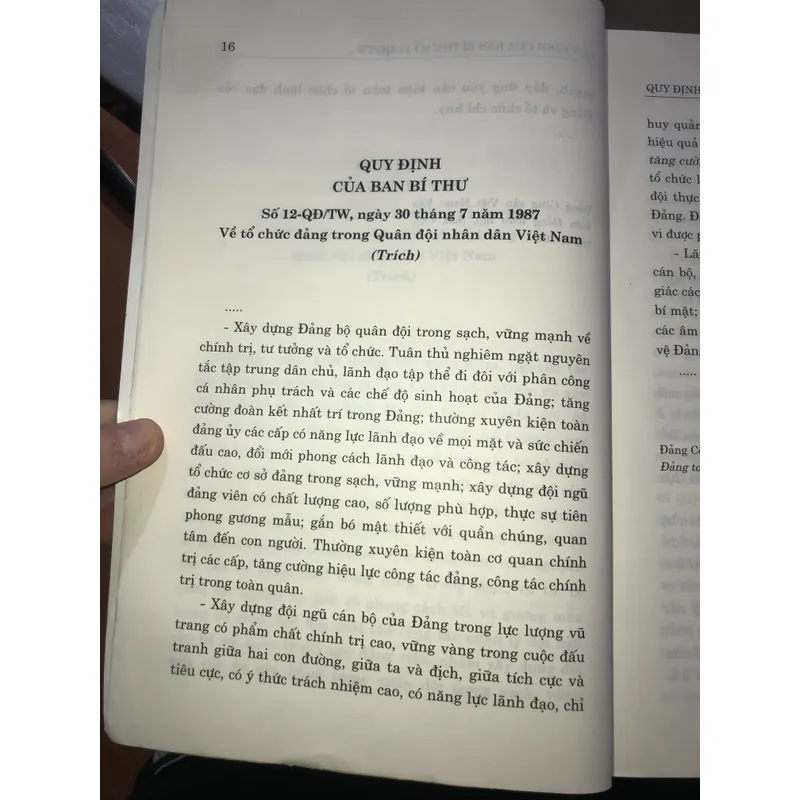 Về cán bộ và công tác cán bộ trong thời kỳ đổi mới  720303