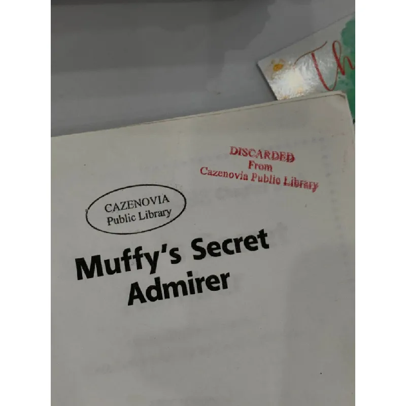 Arthur Chapter Book: Muffy's Secret Admirer – Marc Brown 559572