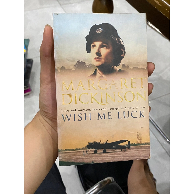 Wish Me Luck - Margaret Dickinson 498671