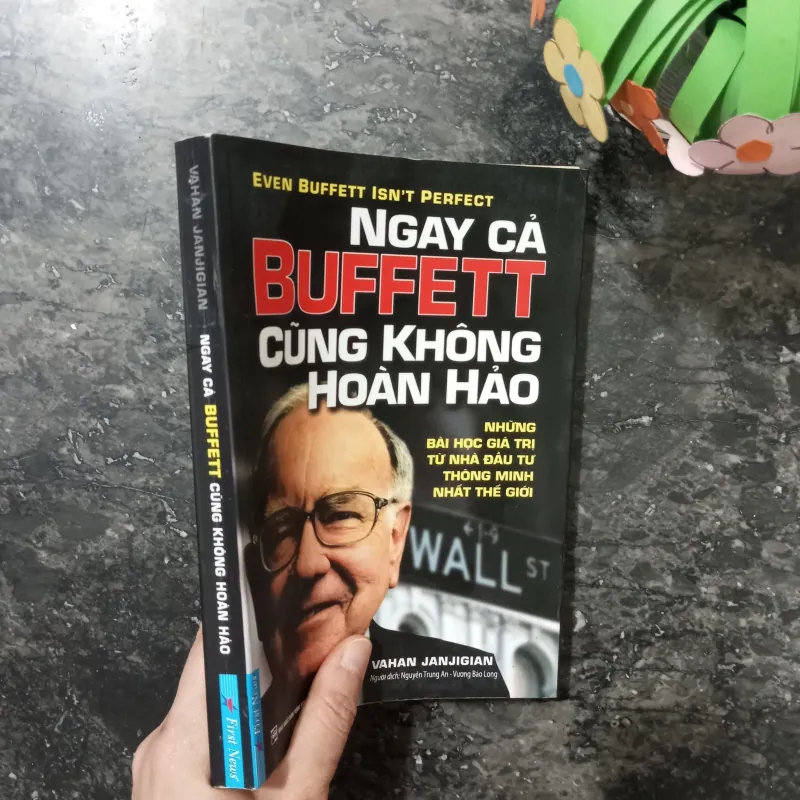 Sách Ngay Cả Buffett Cũng Không Hoàn Hảo - Vahan Janjigian 961614