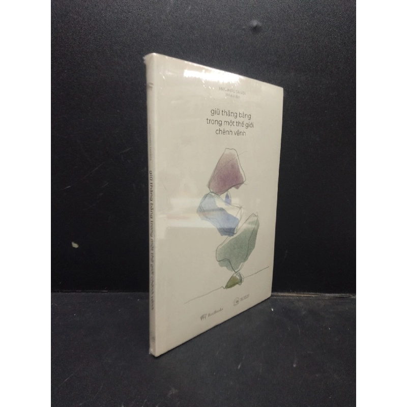 Giữ thăng bằng trong một thế giới chênh vênh (Tái bản 2020) Masahiro Takata mới 95% HCM.ASB1003 913751