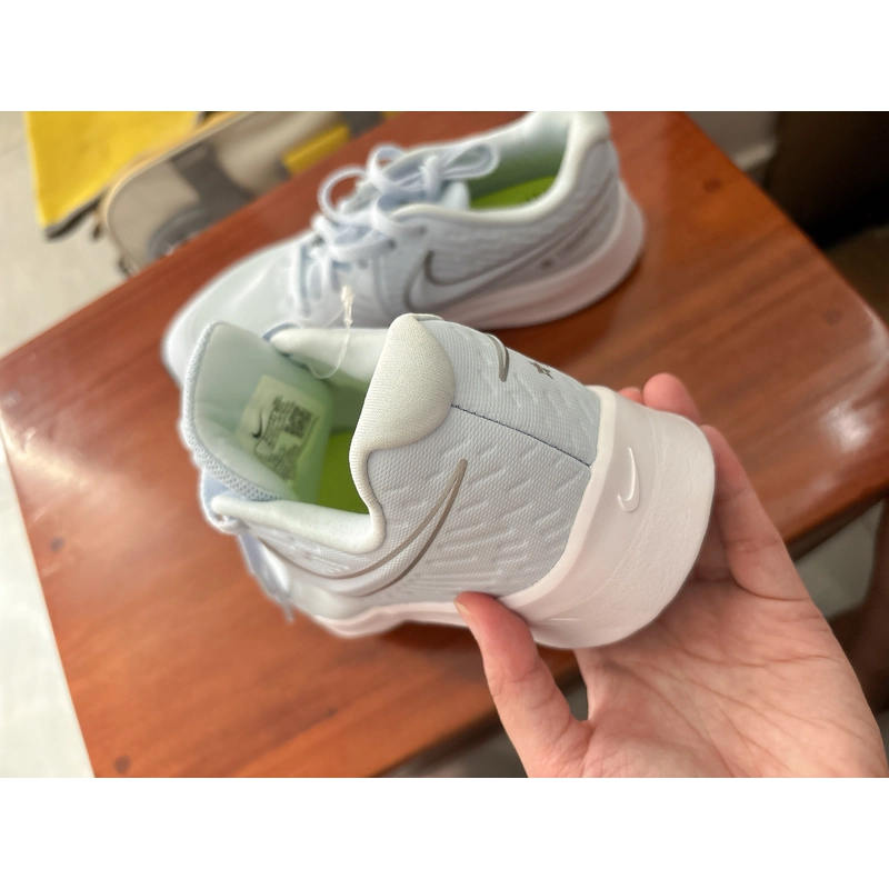 Giày Nike size 35.5cm 442629