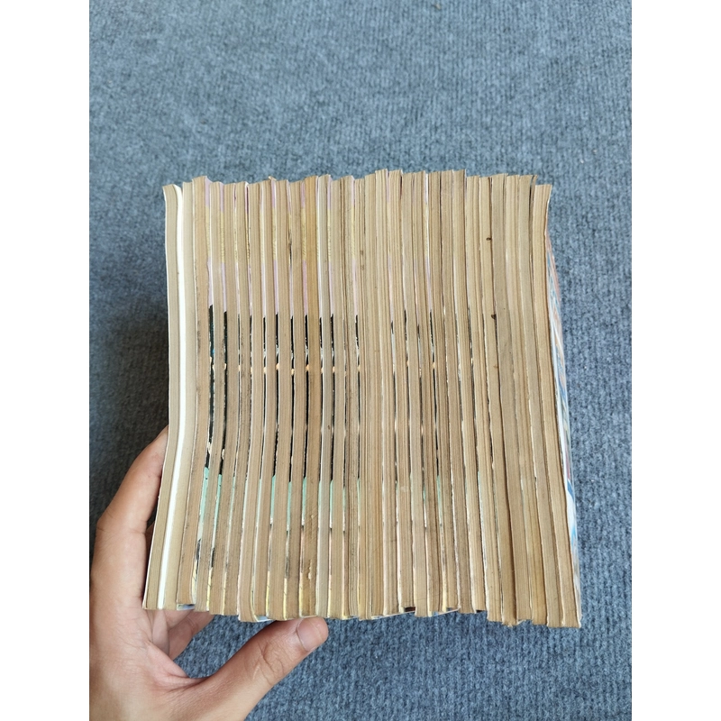 CÔ BÉ CHĂM CHỈ 533409