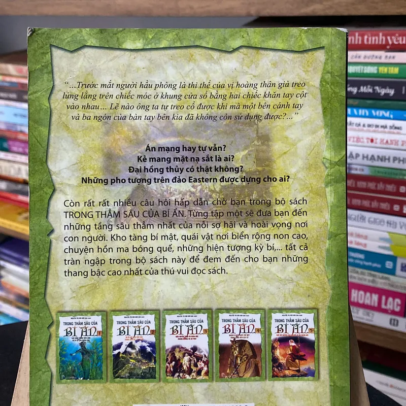 Sách trong thẳm sâu của bí ẩn giữa huyền thoại và khoa học hoang đường và sự thật 595041
