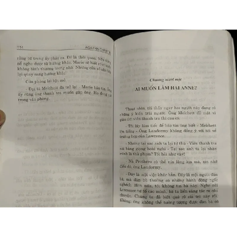 Bí mật trong chiếc vali - Agatha Christie 629729