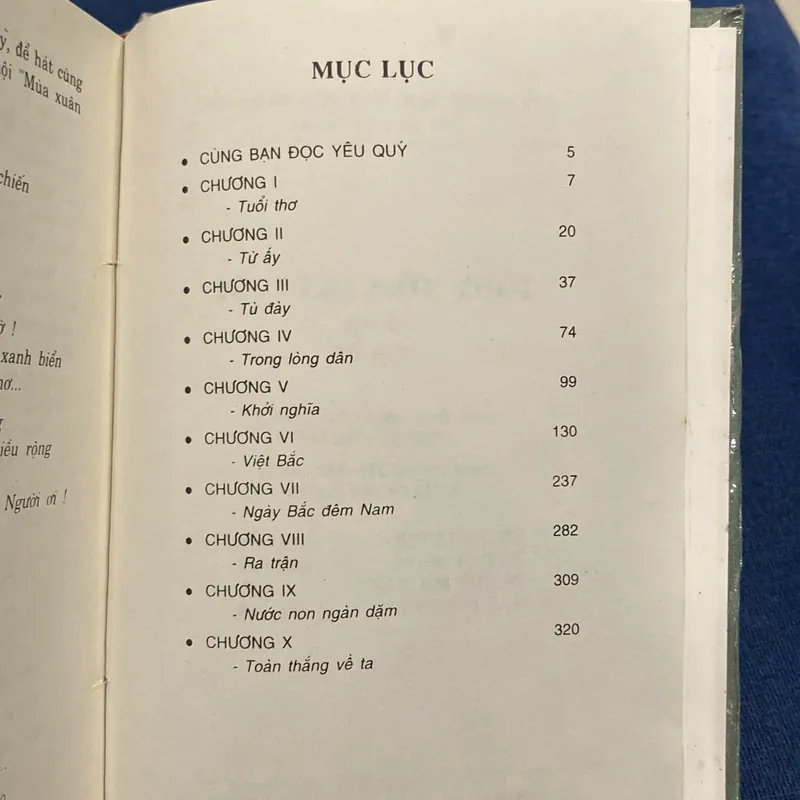 NHỚ LẠI MỘT THỜI, Hồi ký của Tố Hữu, bản bìa cứng (XB 2002) 558825