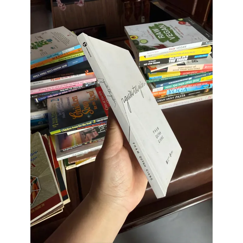 Người Tối Giản – Phạm Quỳnh Giang- K3 1004178