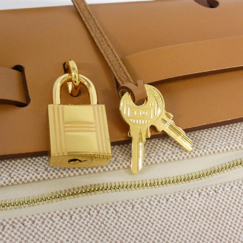 Túi xách Hermès CIRCUIT 24 Élan Zip PM 084264CC 614919