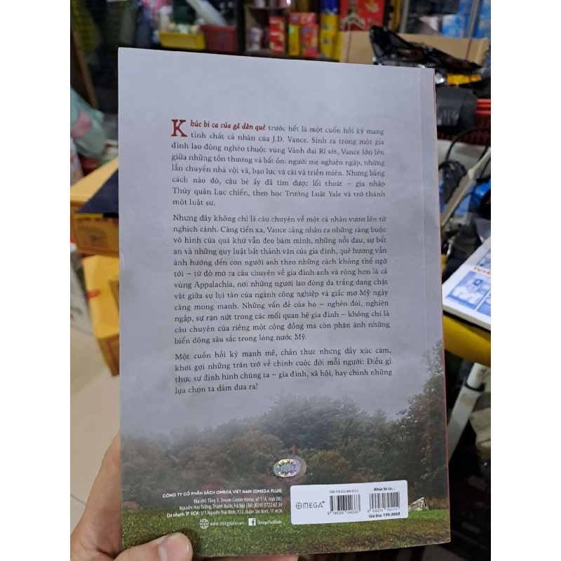 Khúc Bi Ca Của Gã Dân Quê - Hồi Ức Về Một Gia Đình Và Một Nền Văn Hóa Trong Cơn Khủng Hoảng - J.D. Vance - 2025 mới 90% - VĂN HỌC - HMT3012 921871