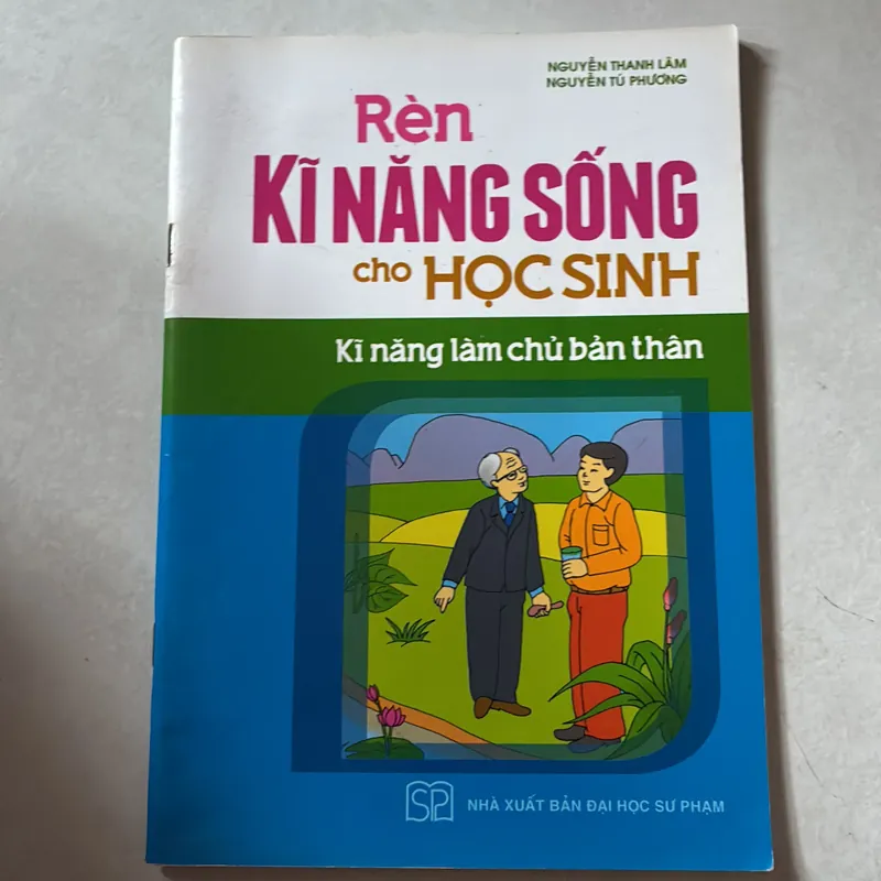 Rèn kỹ năng sống cho học sinh (2 cuốn) 738399