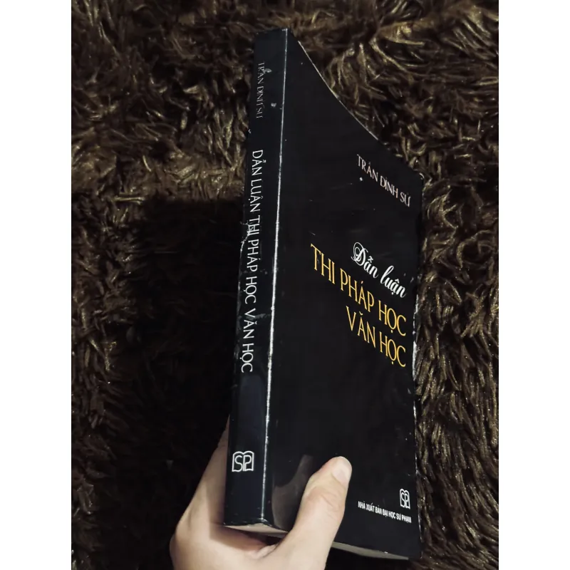 Dẫn luận thi pháp học văn học 974721