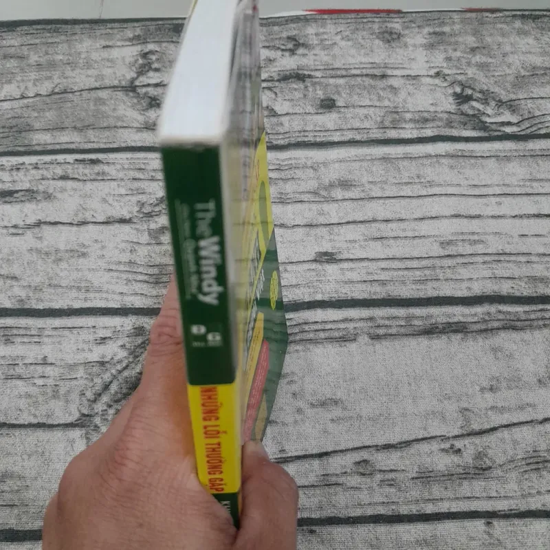 Những lỗi khi học tiếng Anh của người Việt. Chủ biên Quỳnh Như  706162