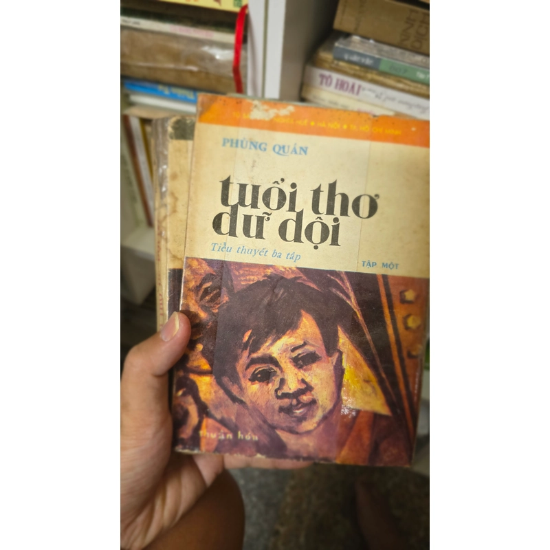 Tuổi thơ dữ đội - Phùng Quán 455194