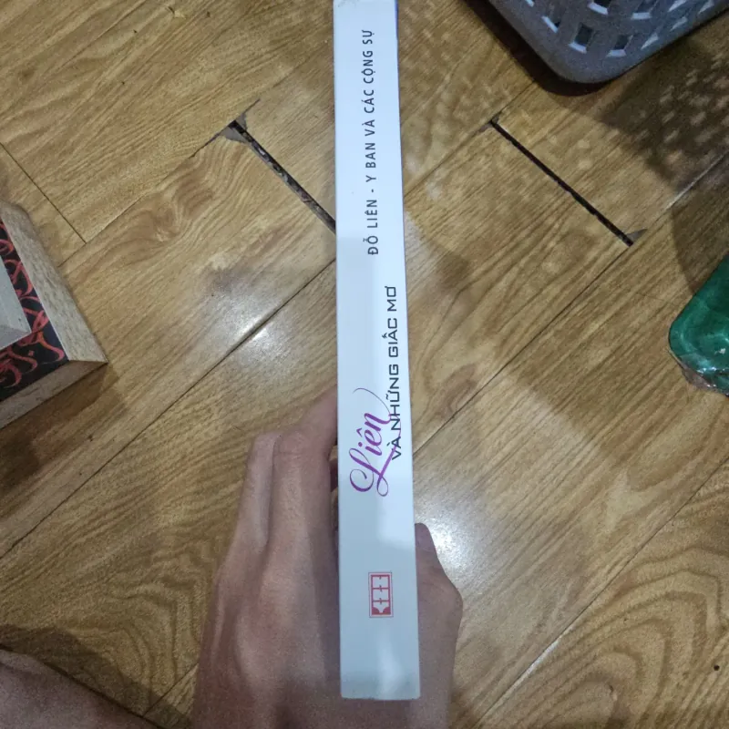 Liên và những giấc mơ (có chữ ký tác giả)
100k 758037