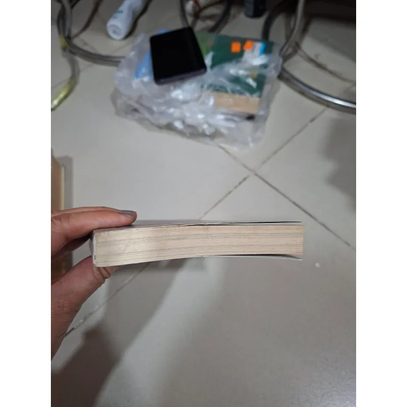 Mưa suốt tháng giêng 957759