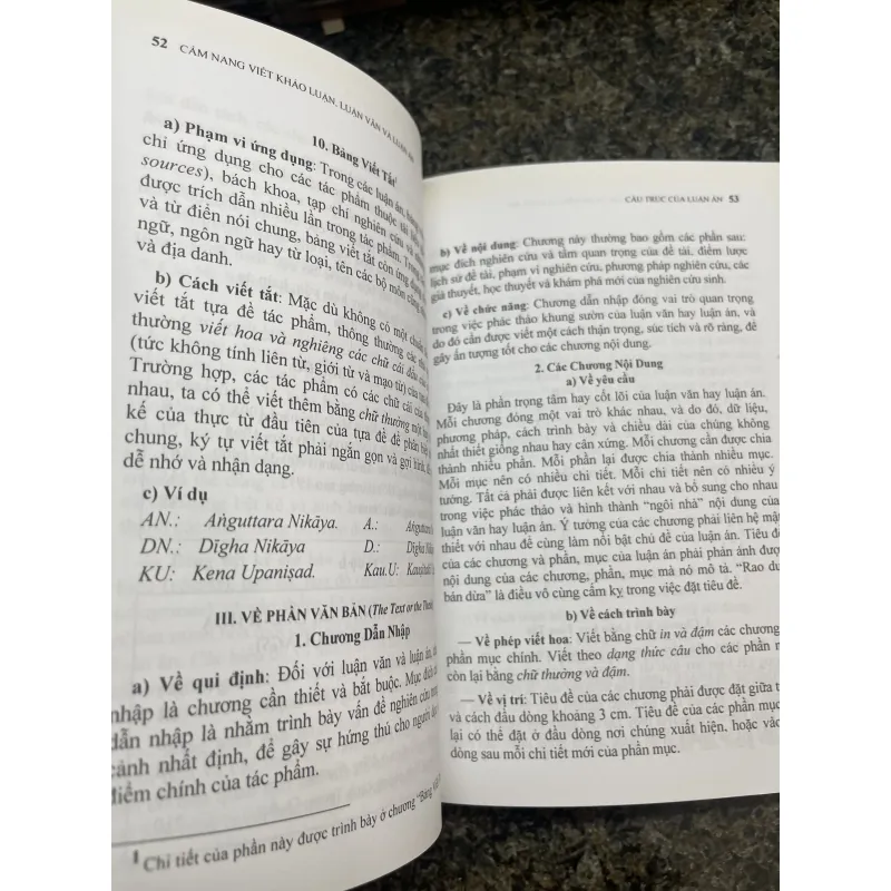 Cẩm nang viết khảo luận, luận văn, luận án Ts Nhật Từ 796531