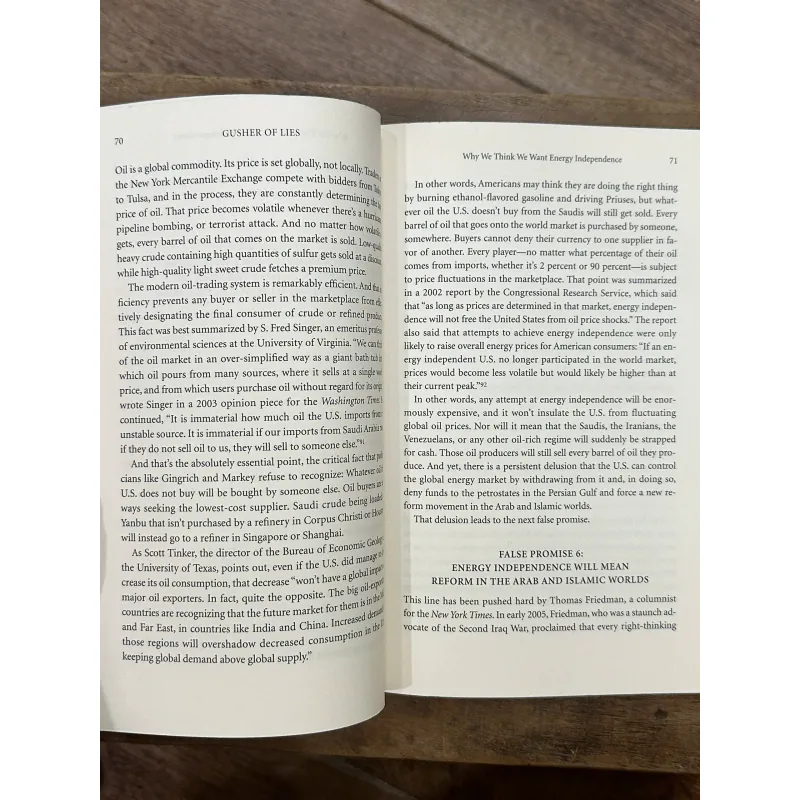 Gusher of Lies: The Dangerous Delusions of "Energy Independence" - Robert Bryce 734876