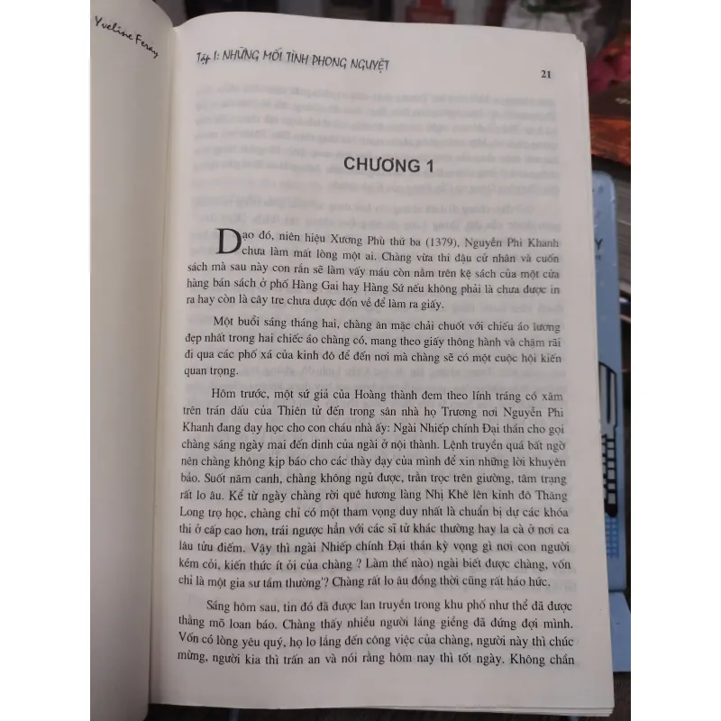 Sách: Vạn Xuân - tiểu thuyết lịch sử về Nguyễn Trãi - TG: Yveline Feray (A2) 746942