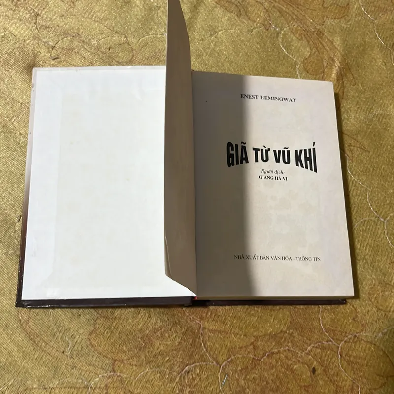 COMBO ERNEST HEMINGWAY- TRUYỆN NGẮN- CHUÔNG NGUYỆN HỒN AI- GIÃ TỪ VŨ KHÍ- ÔNG GIÀ VÀ BIỂN… 720638