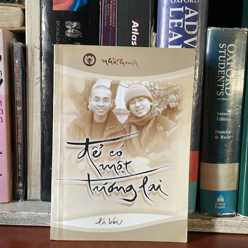 II Tựa sách: Để Có Một Tương Lai - Nhất Hạnh - Lá Bối 558045