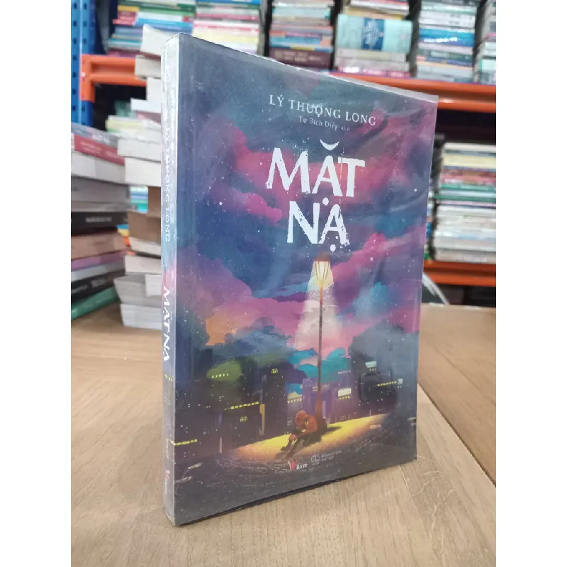 Mặt nạ - Lý Thượng Long 590735