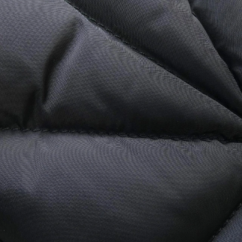 Áo khoác lông vũ MONCLER 643783