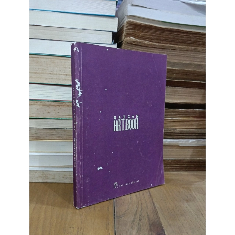 Saigon Artbook - The Others Creative House 936902