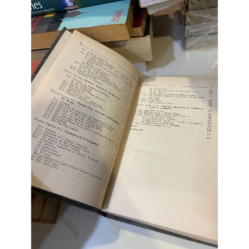 Basic Electricity and Electronics - V. S. Popov and S. A. Nikolayev 976857