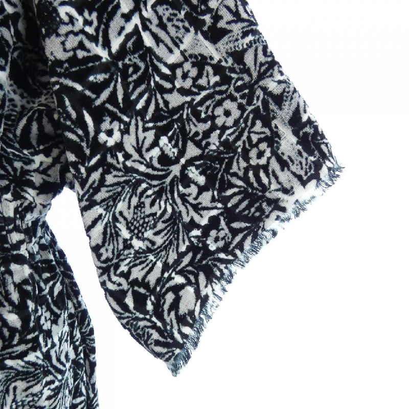 Chanel CHANEL P50671V37663 Áo thun 630492