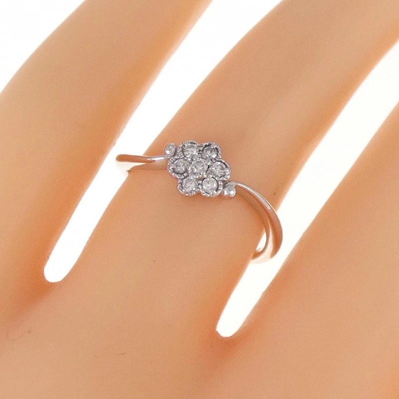 Nhẫn kim cương hoa K10WG 0.11CT - Hàng hiệu Authentic 856275