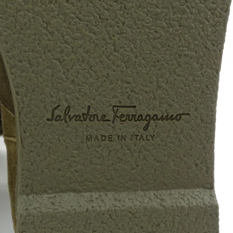 Giày bốt dài SALVATORE FERRAGAMO 660959